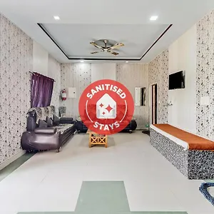 Oyo 14219 Banshi Agra (Uttar Pradesh)